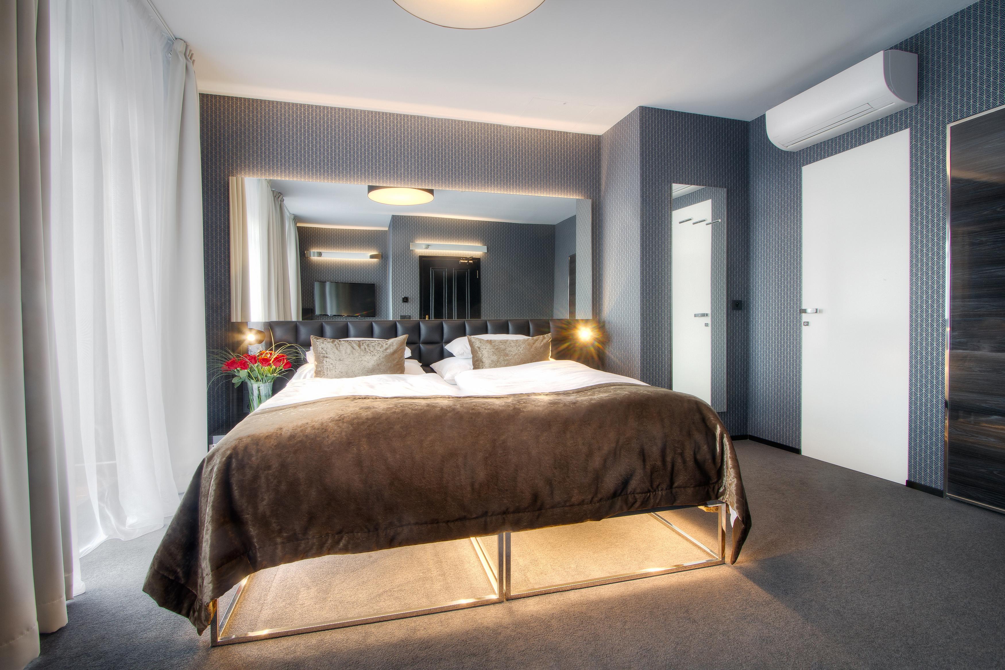 Hotel Mucha Πράγα Εξωτερικό φωτογραφία