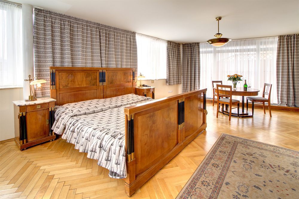 Hotel Mucha Πράγα Δωμάτιο φωτογραφία