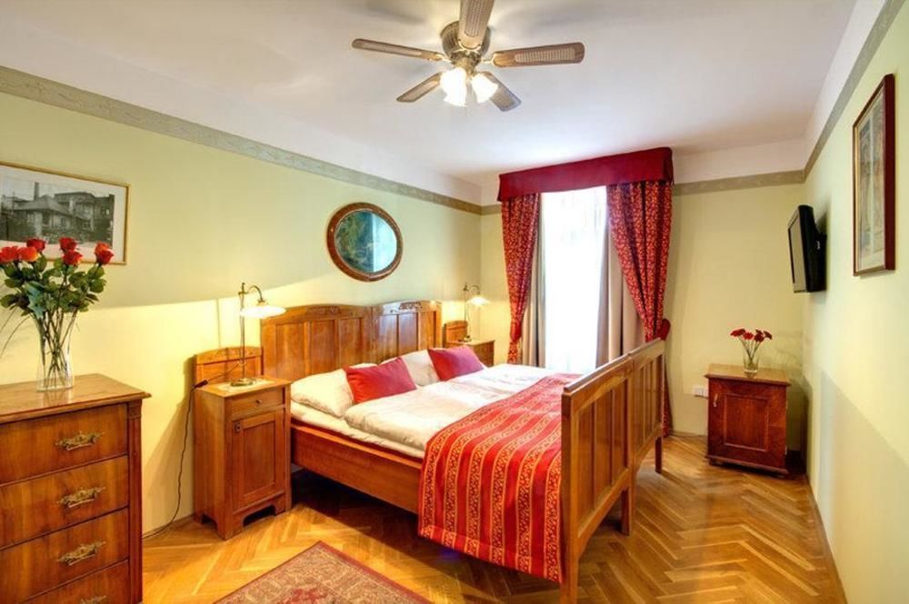 Hotel Mucha Πράγα Εξωτερικό φωτογραφία